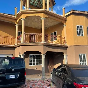 Paradise Cove Apartment Spanish Town